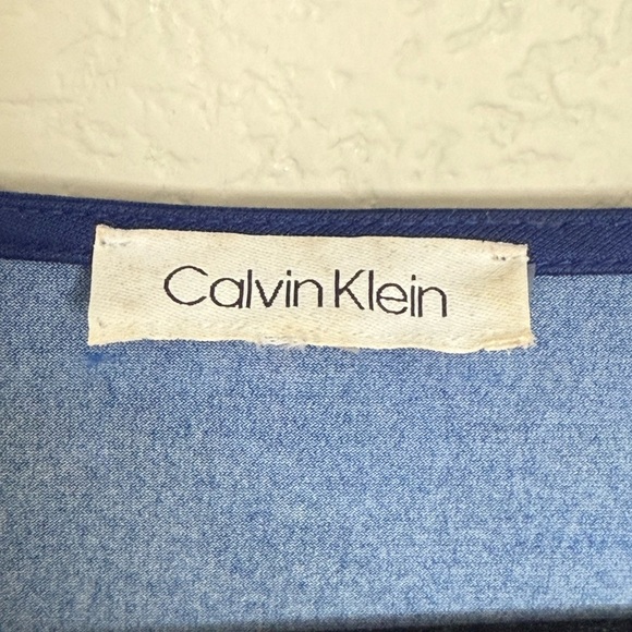 Calvin Klein Blue and Black Ombré Women's Blouse with Keyhole Neck Detail,Large - Picture 5 of 5